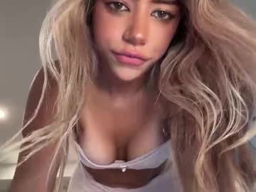 juliaabrooks's chat room