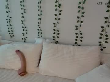 emilyybarely's chat room