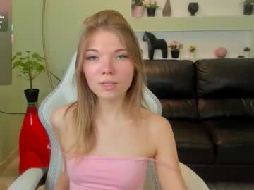 michafox's chat room