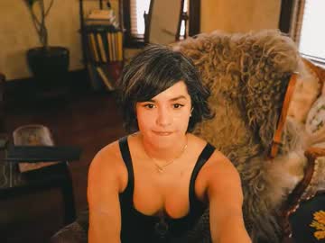 thecamwoman's chat room