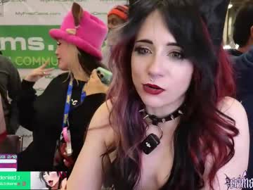 crimsonkitten's chat room