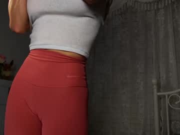 sunluscious's chat room