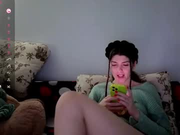 _just_a_simple_girl's chat room