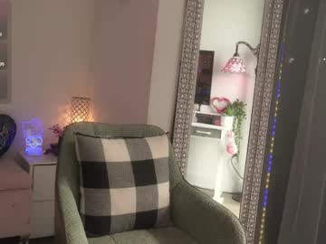 mysticxkitty's chat room