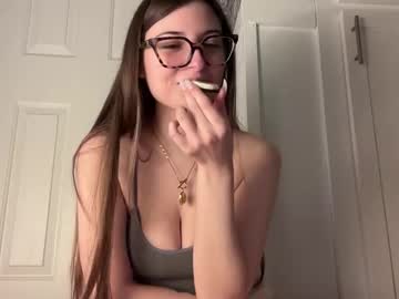 fantasyella's chat room