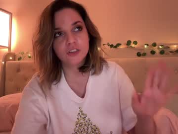 kitatochips's chat room