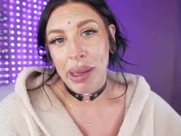 saintjade's chat room