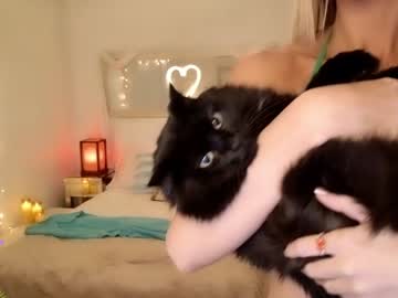 amyvalentine's chat room