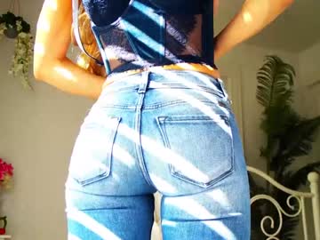 sunluscious's chat room