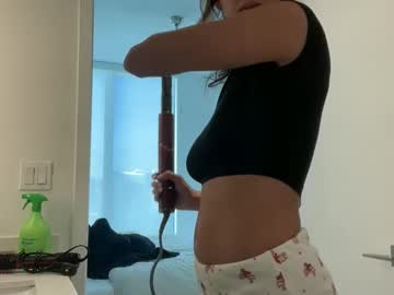 camiliakxoxo's chat room