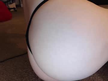 yellowpony121212's chat room