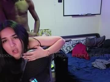 nikkinotnicki00's chat room