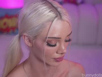 bunnydollstella's chat room