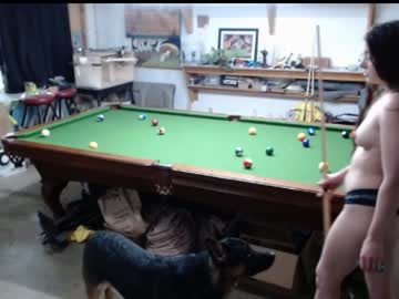 rosegold18's chat room