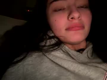 xxxsophiaday's chat room