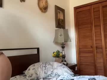 annieangel18's chat room