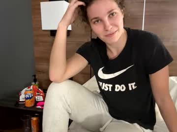 deepthroatqueen33's chat room