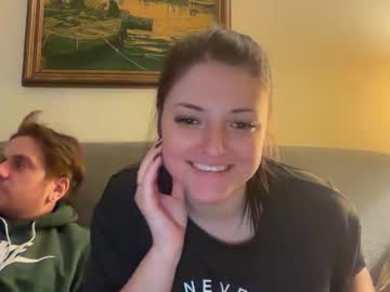 sexycouple41110's chat room