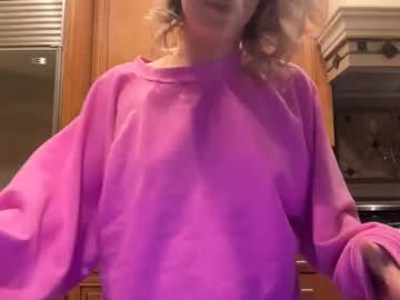 lunarose17's chat room