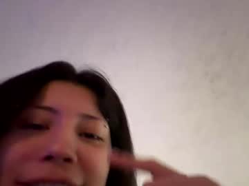 petitelatinamama's chat room