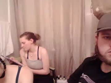 lilbratty_clouds_ogpuffdragon's chat room