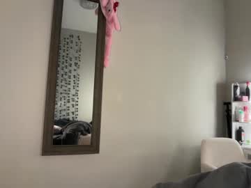 sophiasecretsx's chat room