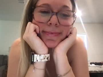 texas_blonde's chat room