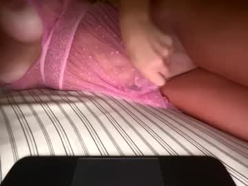 rogueluna's chat room