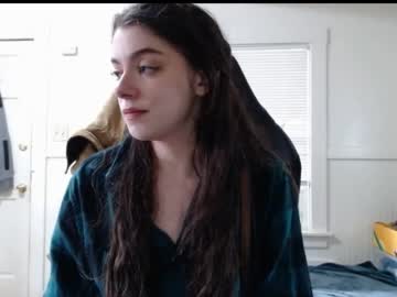 rosegold18's chat room