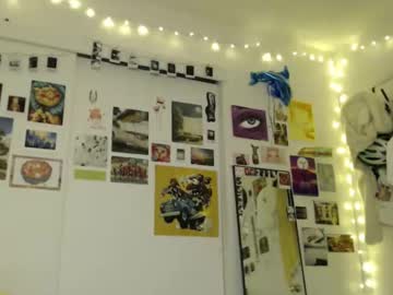 cypresskneez's chat room