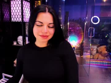 alma_pearl's chat room