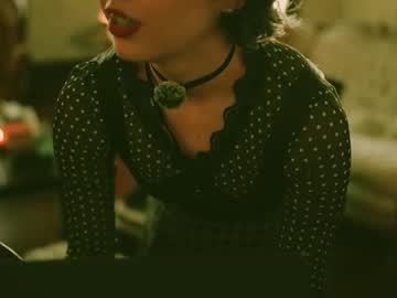 thecamwoman's chat room