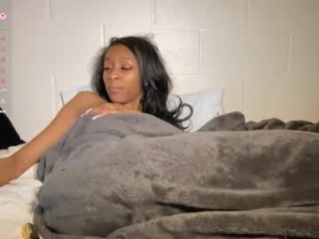 cutieeeva's chat room