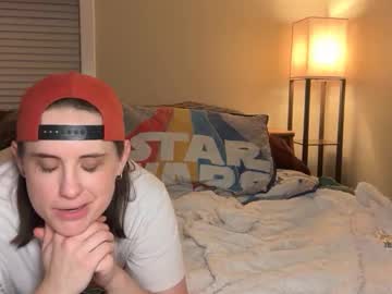 officiallyonlytams's chat room