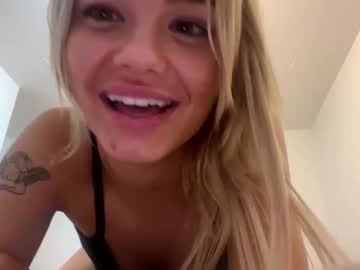 britneycherry08's chat room