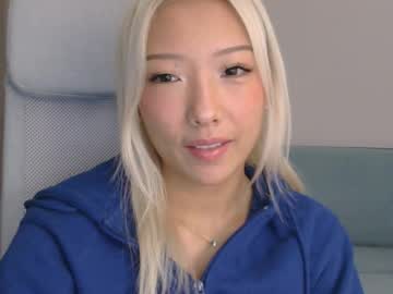 vivianwinters's chat room