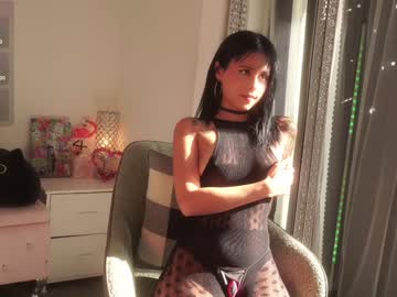 mysticxkitty's chat room