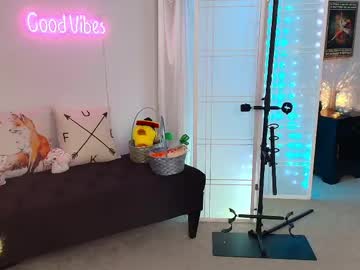 foxy_gamer's chat room