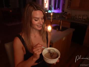 phoenix_taylor's chat room