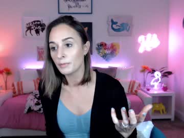 holihurricane's chat room