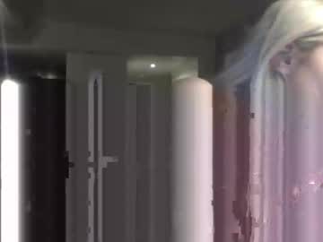 littlelovergirllindz's chat room