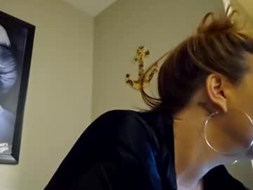 coupleoffantastics's chat room