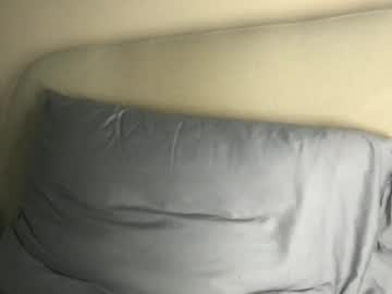 yiddikitti's chat room