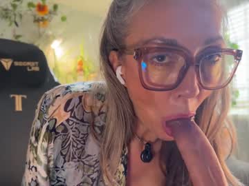 sunnie_dayz's chat room