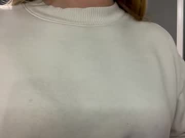 iheartcassie2844's chat room