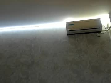 v_deville's chat room