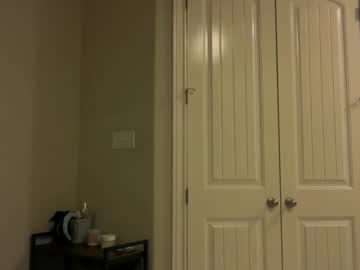 leanneluxecouple's chat room