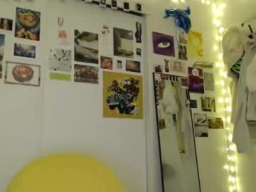 cypresskneez's chat room