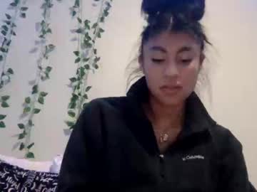 pretty_girl828687's chat room