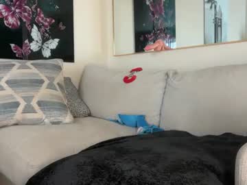 blondebunny999's chat room